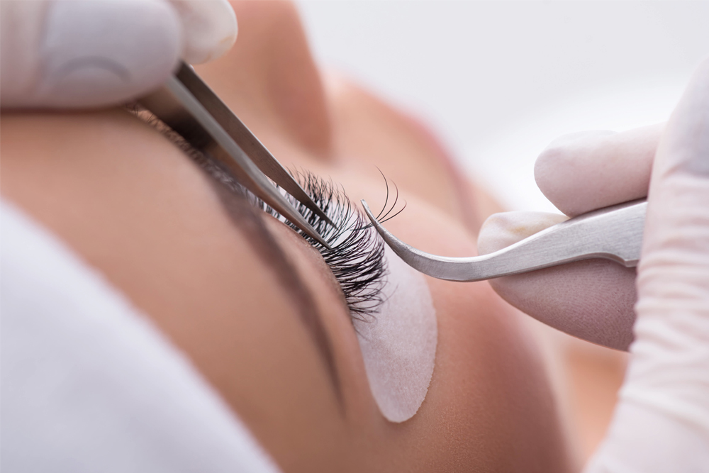 Easy as Classic Lashes